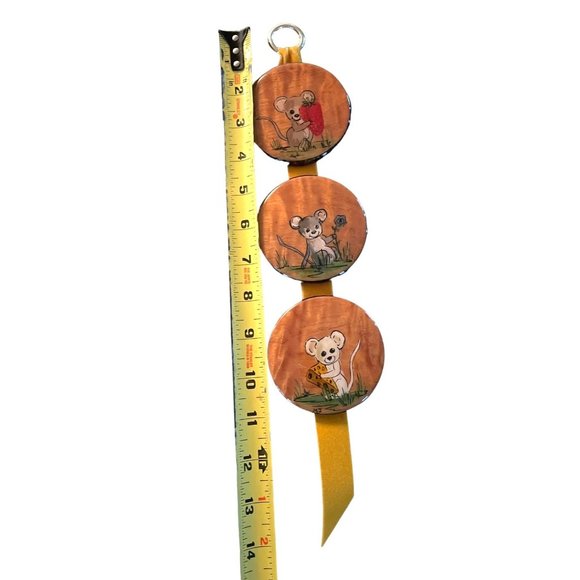 Vtg Hand Painted Wooden Wall Art 3pcs Connected Circles in Velvet Ribbon Mice - Picture 7 of 8